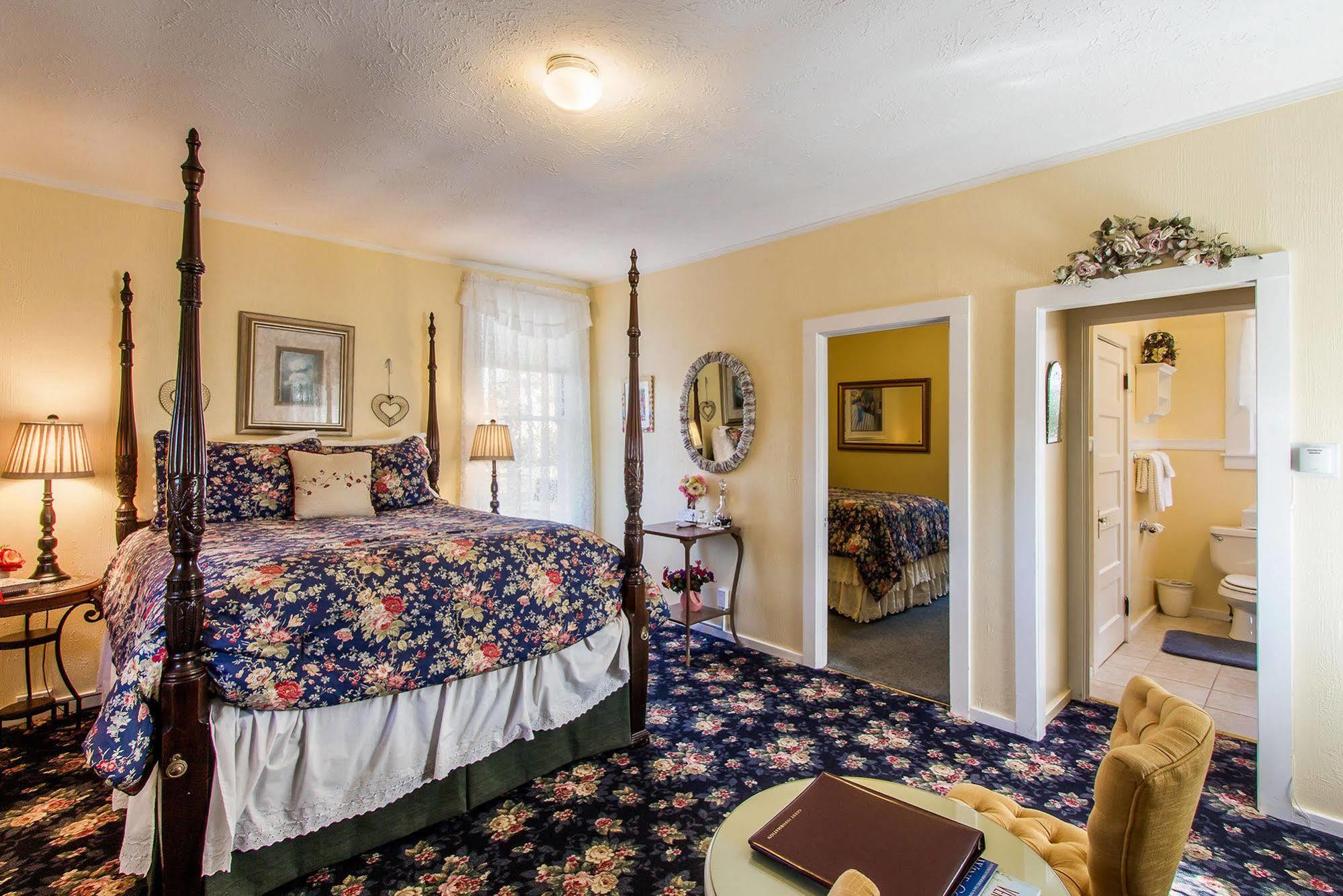 Shady Oaks Country Inn St. Helena Exterior photo